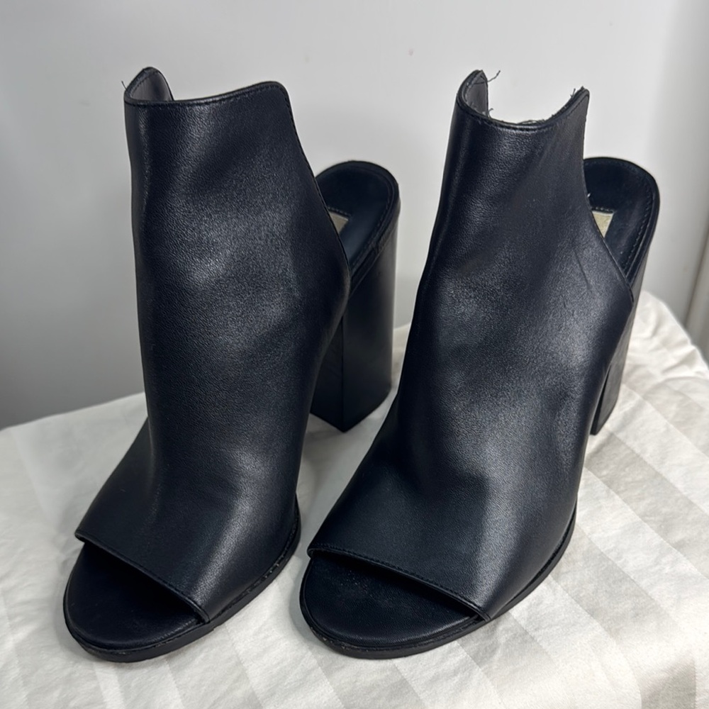 Steve Madden - Elegant Black Women's Heeled Sandals